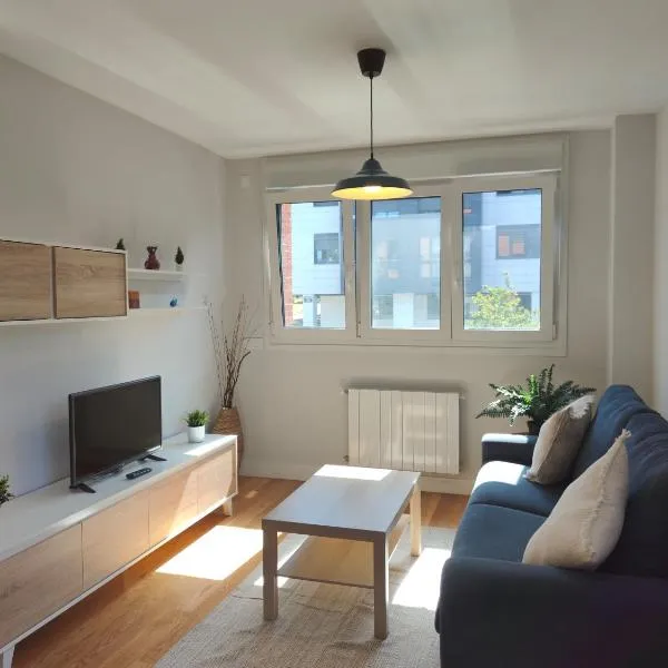 NUEVO Apto cerca de PLAYA y METRO con PARKING PRIVADO, hotel en Urduliz