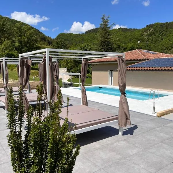 Al Quadrato, hotel v destinácii Piobbico
