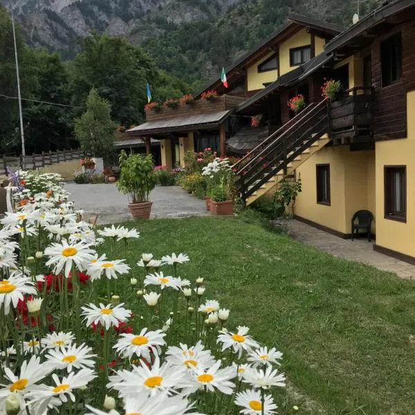 Hotel Cà Fiore, hotel v destinaci Bardonecchia