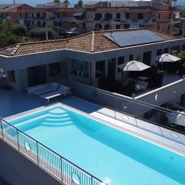 Aurora View Resort – hotel w mieście Mascali