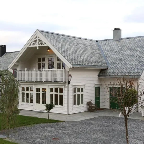 Alnes Gård, hotel in Ulsteinvik