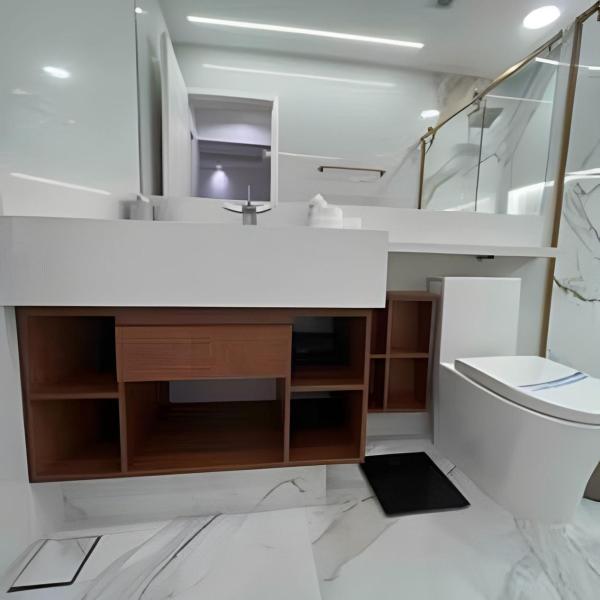 Maravilhoso apartamento de 2 Quartos em Copacabana quadra da praia - Foto 3