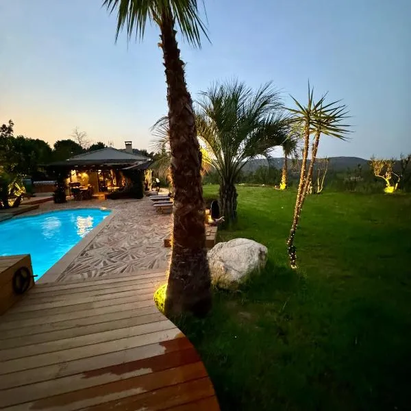 La Maison Du Soleil, hotel v destinaci La Garde-Freinet