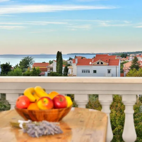 Apartments and a Room Ina, hotel in Zadar