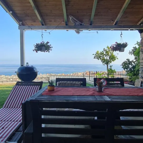 Holidayspad, hotel a Pietra Ligure