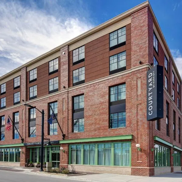 Courtyard by Marriott Manhattan Aggieville, hotel v destinaci Manhattan
