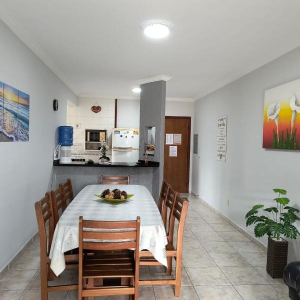 Apartamento com piscina, 300m da praia - Foto 5