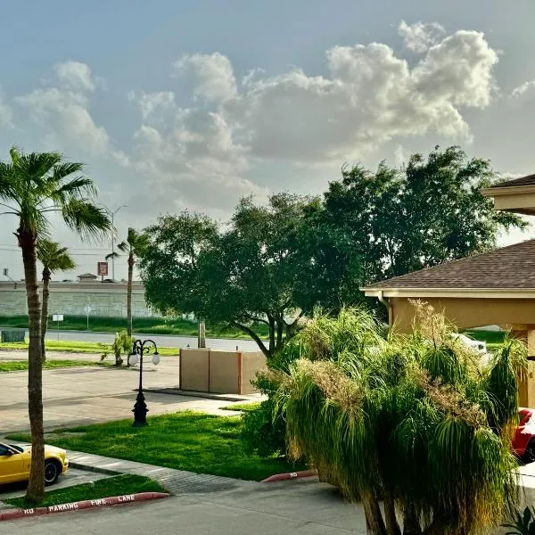 Texas Inn and Suites City Center at University Dr., hotel v destinaci Edinburg