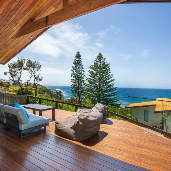 Seaview I Pet Friendly with Stunning Views I 1 Min to Beach, hotel in Culburra Beach