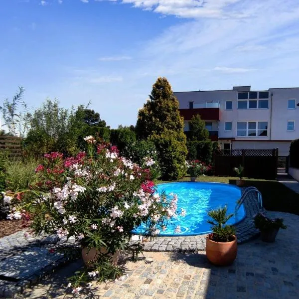 Sollenau에 위치한 호텔 Appartement Ferienhaus Sonnenhain