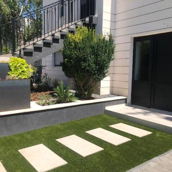 Bella Villa, hotel em Balatonalmádi