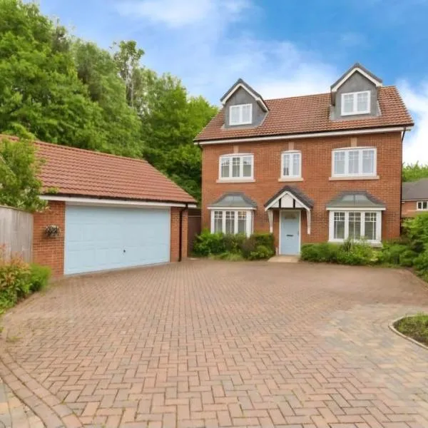 Cheshire home by Chelsea, hotel in Macclesfield