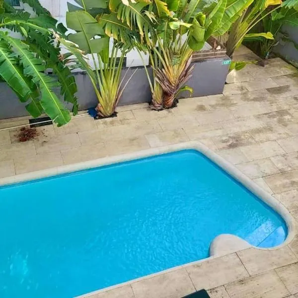 Fully equipped Studio with pool in Grand Bay, hotel in Grand-Baie