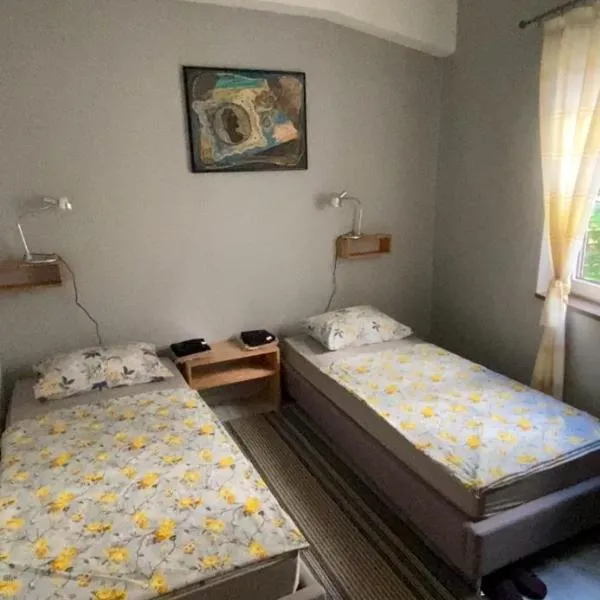 Ćiro-Park, hôtel à Jablanica