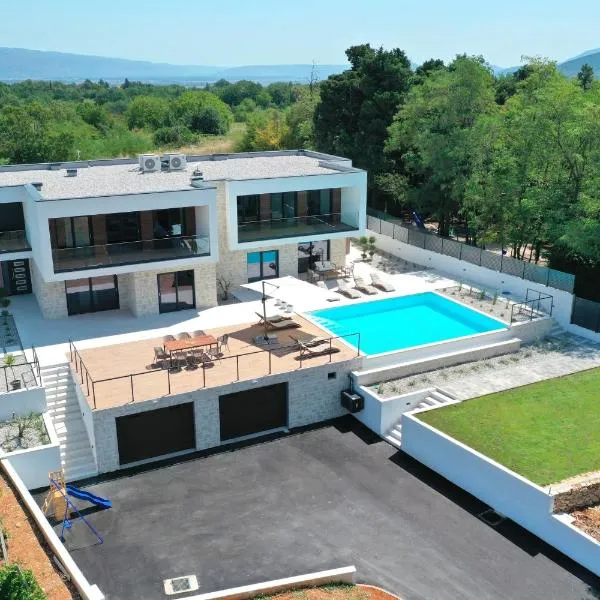 Villa Amnis Imotski Makarska, hotel din Kasali