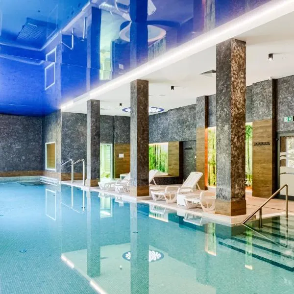 Hotel Półwysep Wądzyn, hotel v mestu Bobrowo