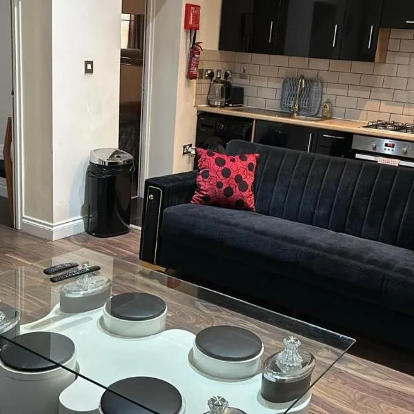 Luxurious 2 Bed Apartment, hotel in Bedford