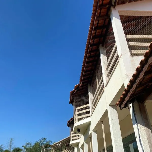 Elache Plaza Hotel, khách sạn ở Roseira