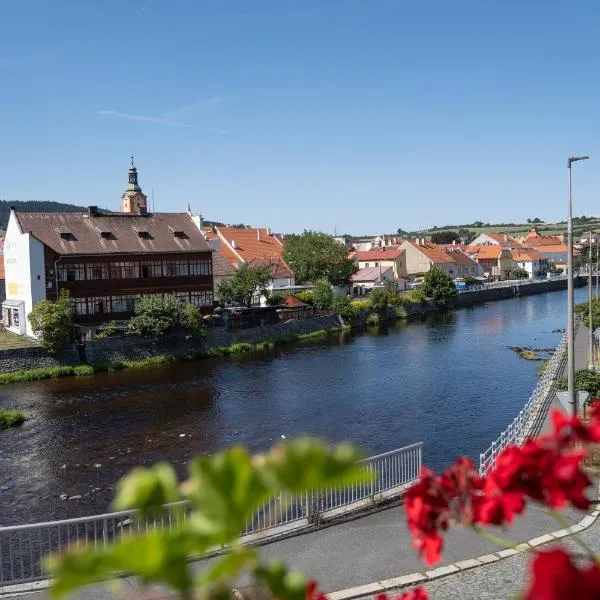 Apartmány Nábřeží Sušice nad Otavou, hotel in Sušice