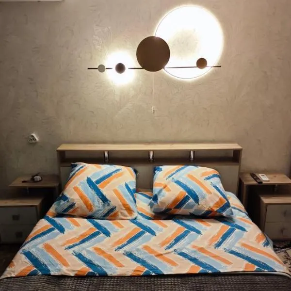 Квартира LUX - LUX apartment, hotel in Taraz