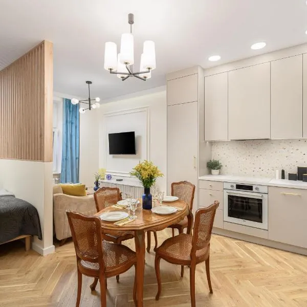 Quiet Apartment on the Main Square, 2 Bathrooms, hotel ve Vratislavi