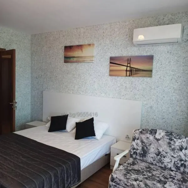Студио Илана 30, hotel u gradu Škorpilovci