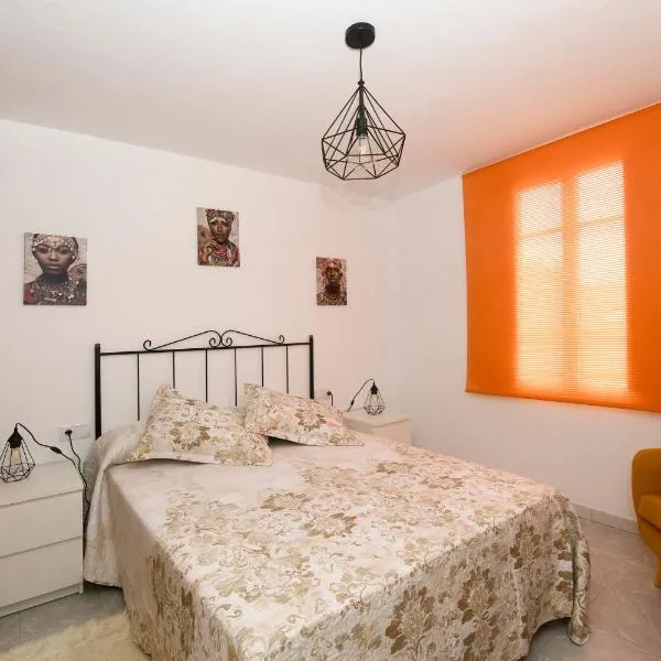 Apartamento O Cruceiro, ξενοδοχείο σε Pobra do Caraminal