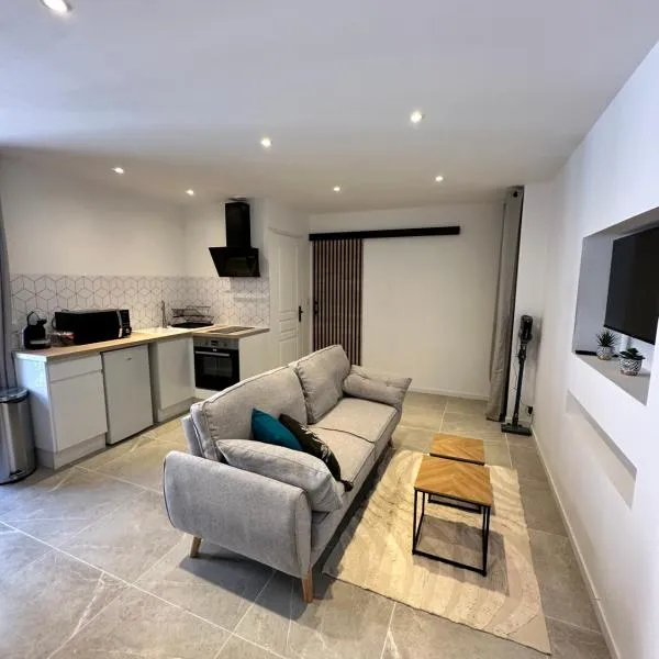 Appartement centre-ville Bedarieux, hotel v destinaci Bédarieux