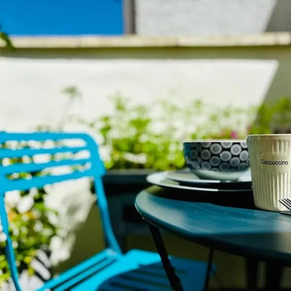 Rey - T2 terrasse, Cœur de ville – hotel w mieście Saint-Maximin-la-Sainte-Baume