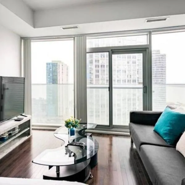 Downtown Suite by UnionStationScotiaArena, отель в Торонто