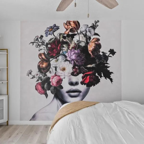 Urban Spanish Bungalow, hotel en San Diego
