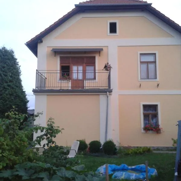 Penzion Dora, hotel v destinaci Český Krumlov