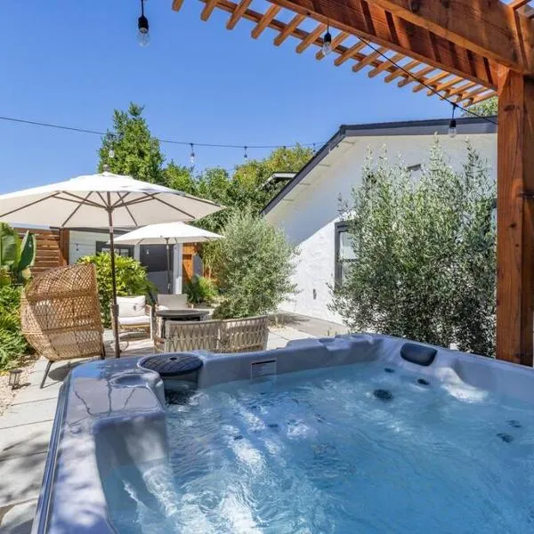 Casita Monterey Pet-Friendly Sonoma Escape, hotel in Sonoma
