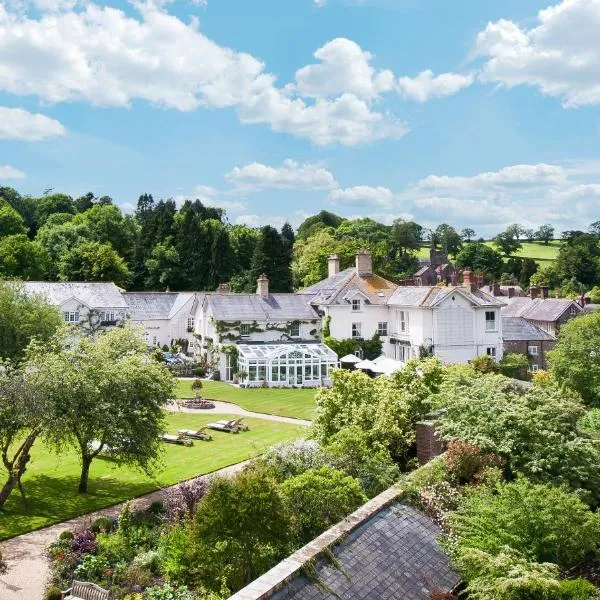 Summer Lodge Country House Hotel、エバーショットのホテル
