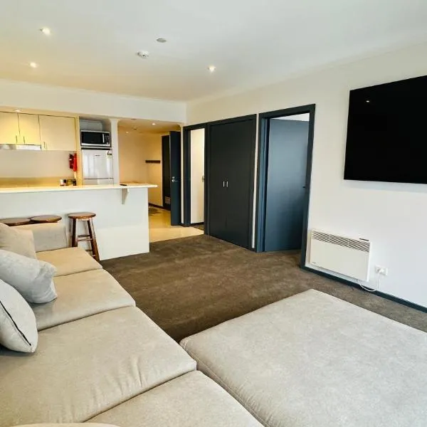 2 Bedroom Ski In Ski Out at Mount Hotham, hotel in Mount Hotham