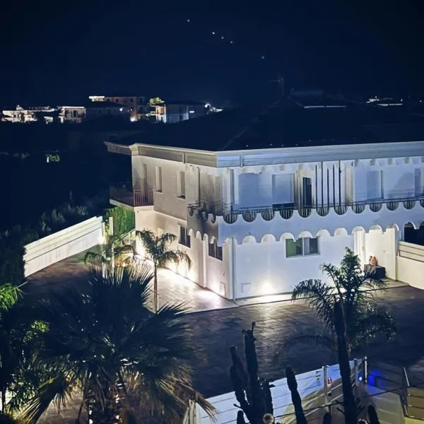 Villa ilary, hotel in Casa Toscano