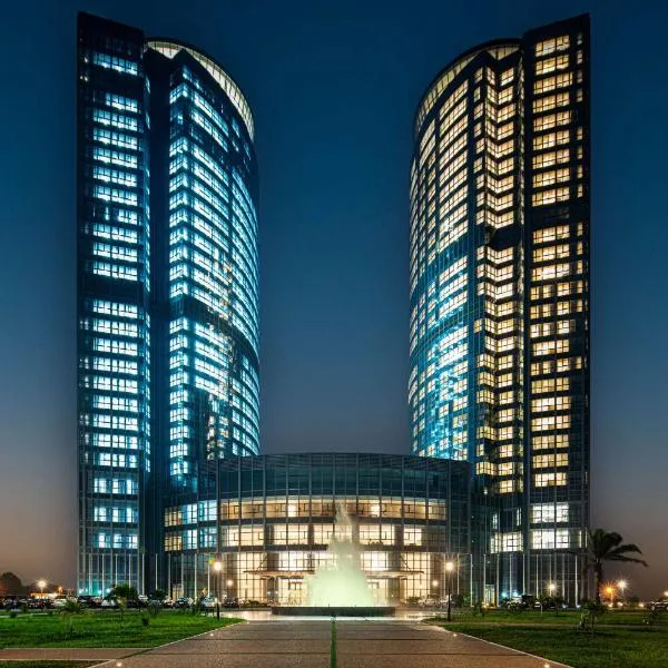 Hilton Brazzaville Les Tours Jumelles Hotel & Residences, hotel v destinaci Brazzaville