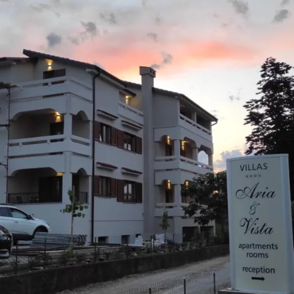 Villa Niko, hotel v Porate