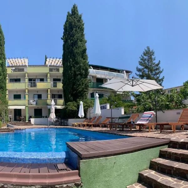 Vila Smirna, hotel in Sveti Filip i Jakov