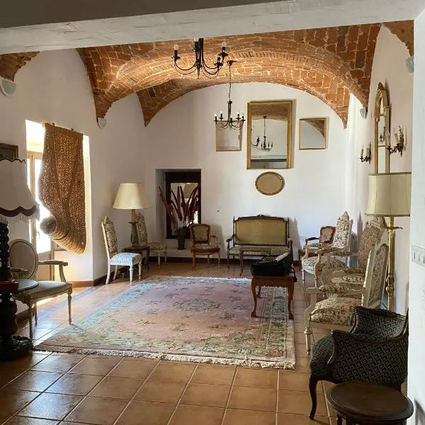 Alojamiento El Monasterio, hotel en Almonaster la Real