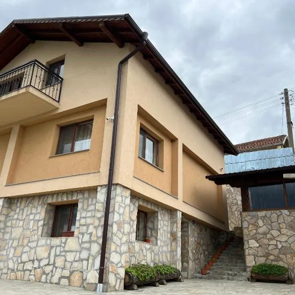 Villa Garden, hotel v destinaci Kremen