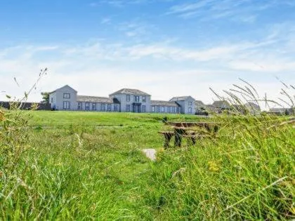 North Lodge Retreat Allonby, hotel in Maryport