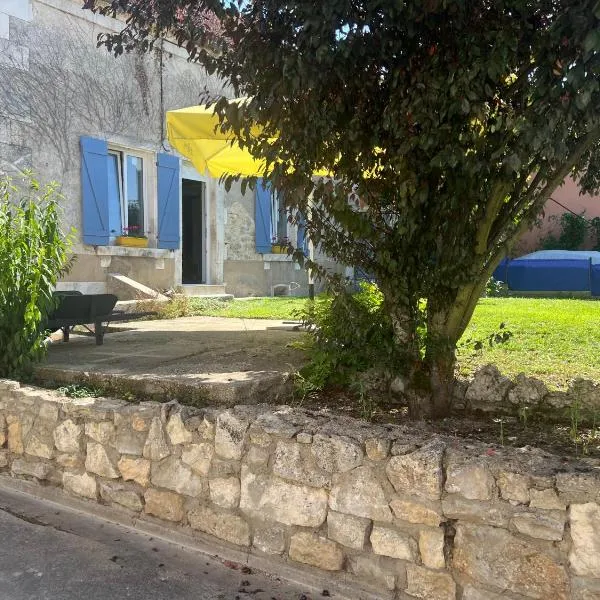L'Entracte, hotel v destinaci Jussy