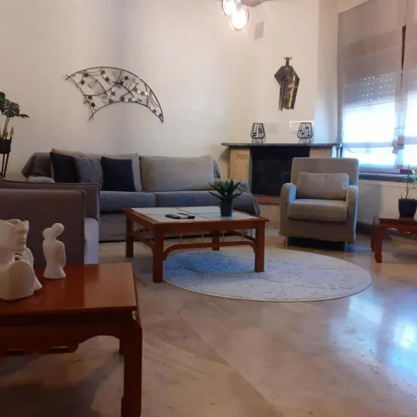 GUSTO Apartment 2, khách sạn ở Orestiás