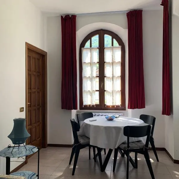 A casa di Atti, hotel en Biassa