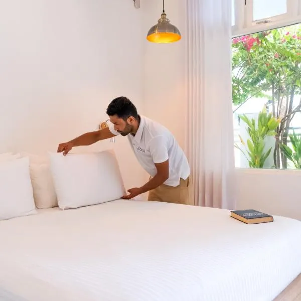 Vaali Maldives Island Escapes & Dive, hotel v destinaci Felidhoo
