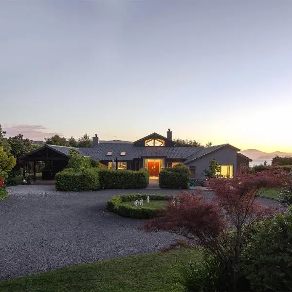 Ruru Lodge - Bed and Breakfast, hotel v destinaci Kinloch