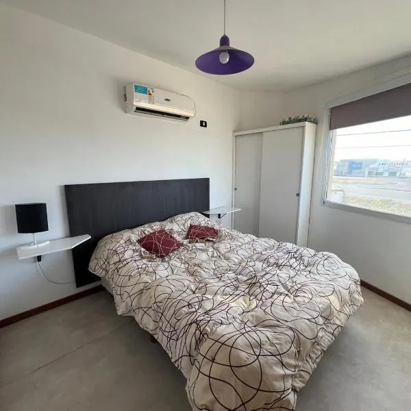 Alojamiento ruta 3, hotel in Trelew