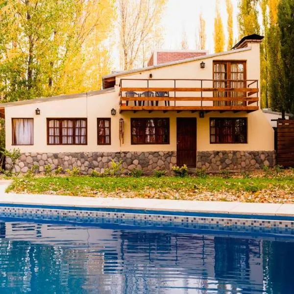 Bosque de Sol cabaña 1, hotel in Malargüe