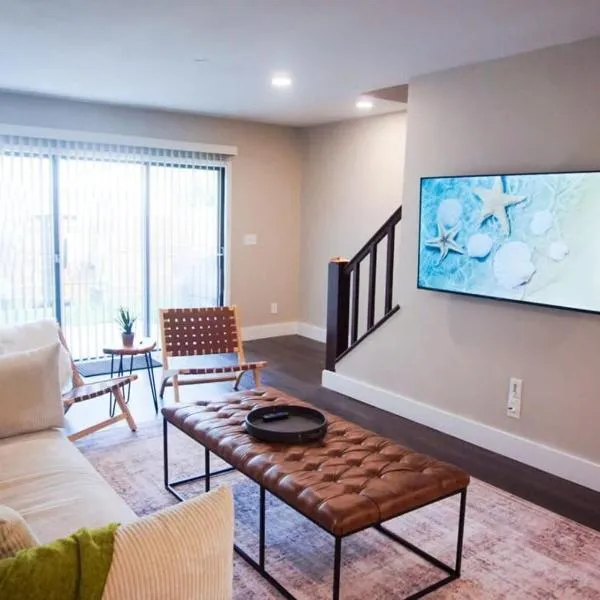 Boho Townhouse near USF, khách sạn ở Tampa